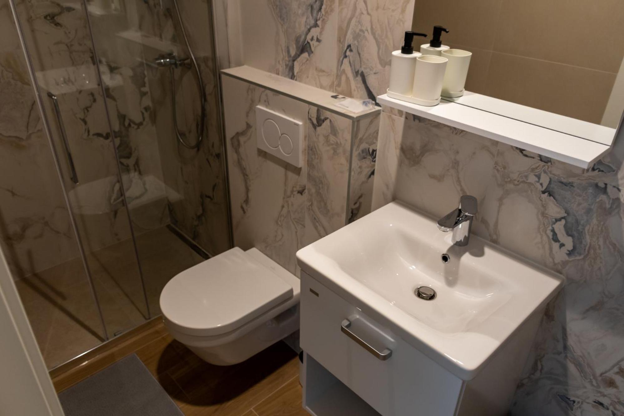 Baden Resort Basanija, Umag-With Sea View, Parking And 300M From The Beach ภายนอก รูปภาพ