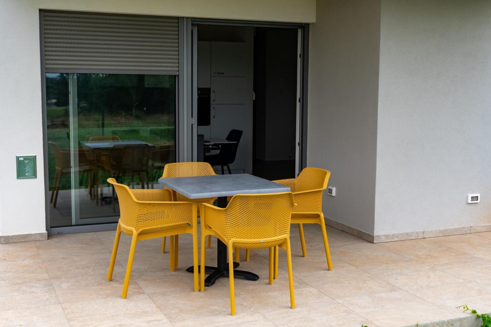 Baden Resort Basanija, Umag-With Sea View, Parking And 300M From The Beach ภายนอก รูปภาพ