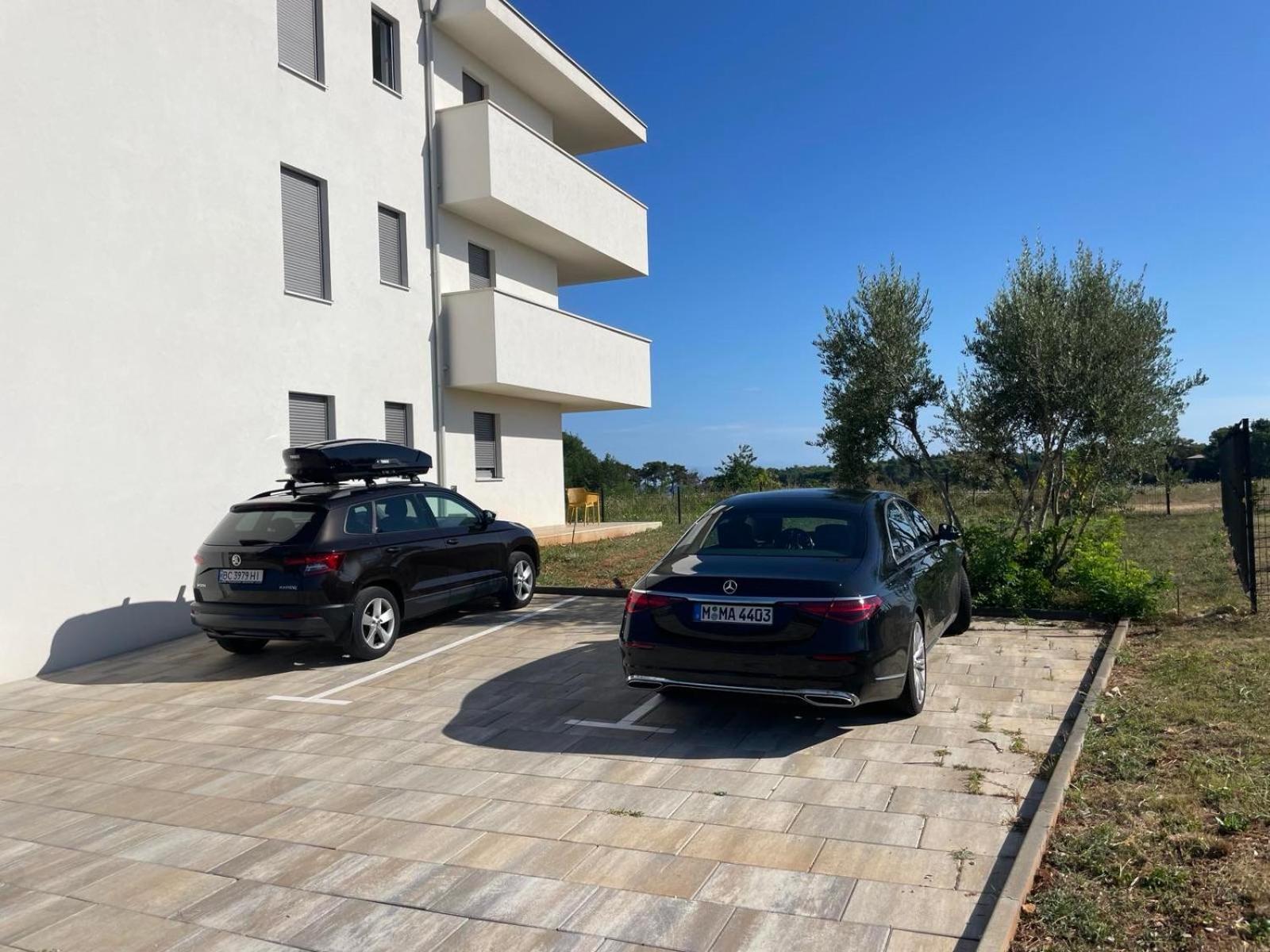 Baden Resort Basanija, Umag-With Sea View, Parking And 300M From The Beach ภายนอก รูปภาพ